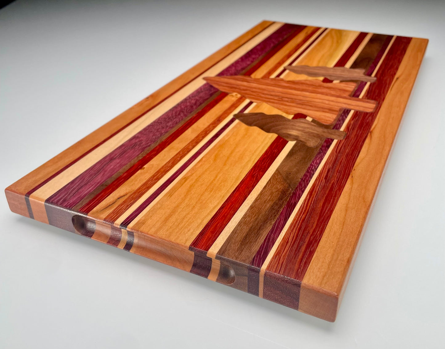 Cutting Board  - Edge Grain With Tree Inlay