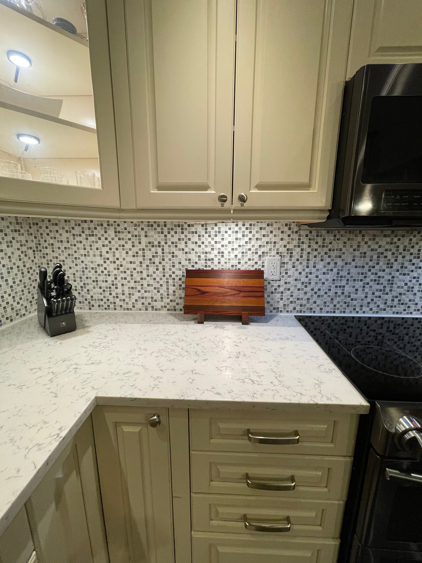 Cutting Board Stands - Multi Species Linear