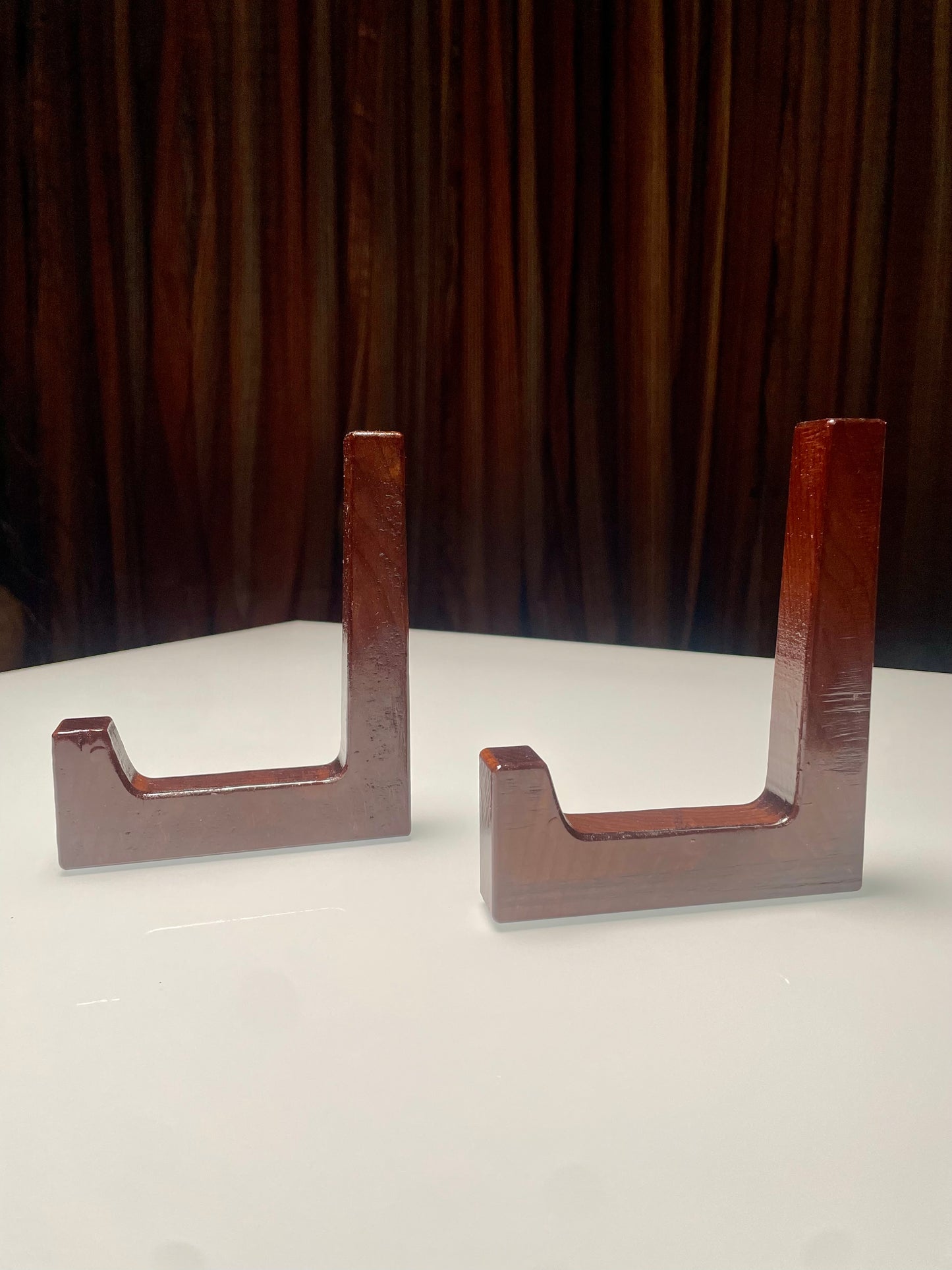 Cutting Board Stands - Rustic Roasted Maple (PU)